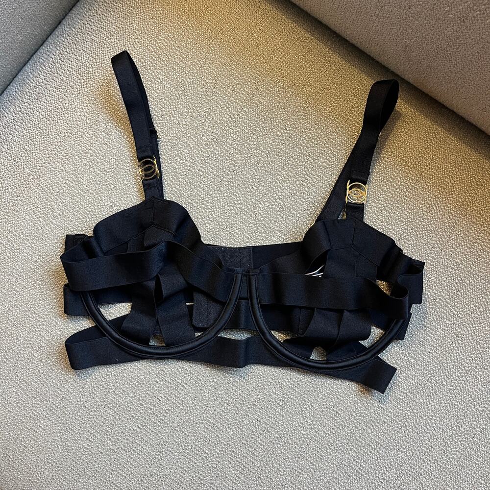 Victoria's Secret Very Sexy Strappy Unlined Balconette Bra 34D